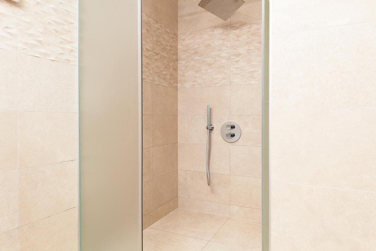 Luxury Rooms Vila Carissa Malinska Ngoại thất bức ảnh